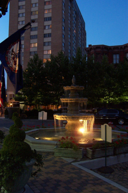 A fountain in front of a luxury hotel in Richmond, VA.