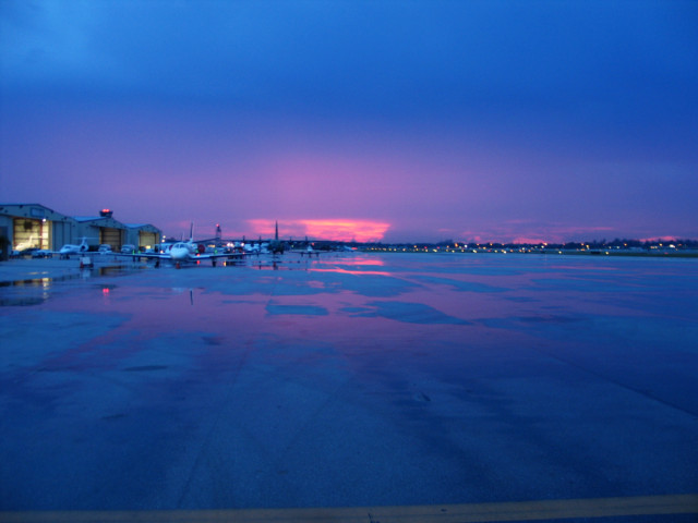 Sunset, small planes, Florida